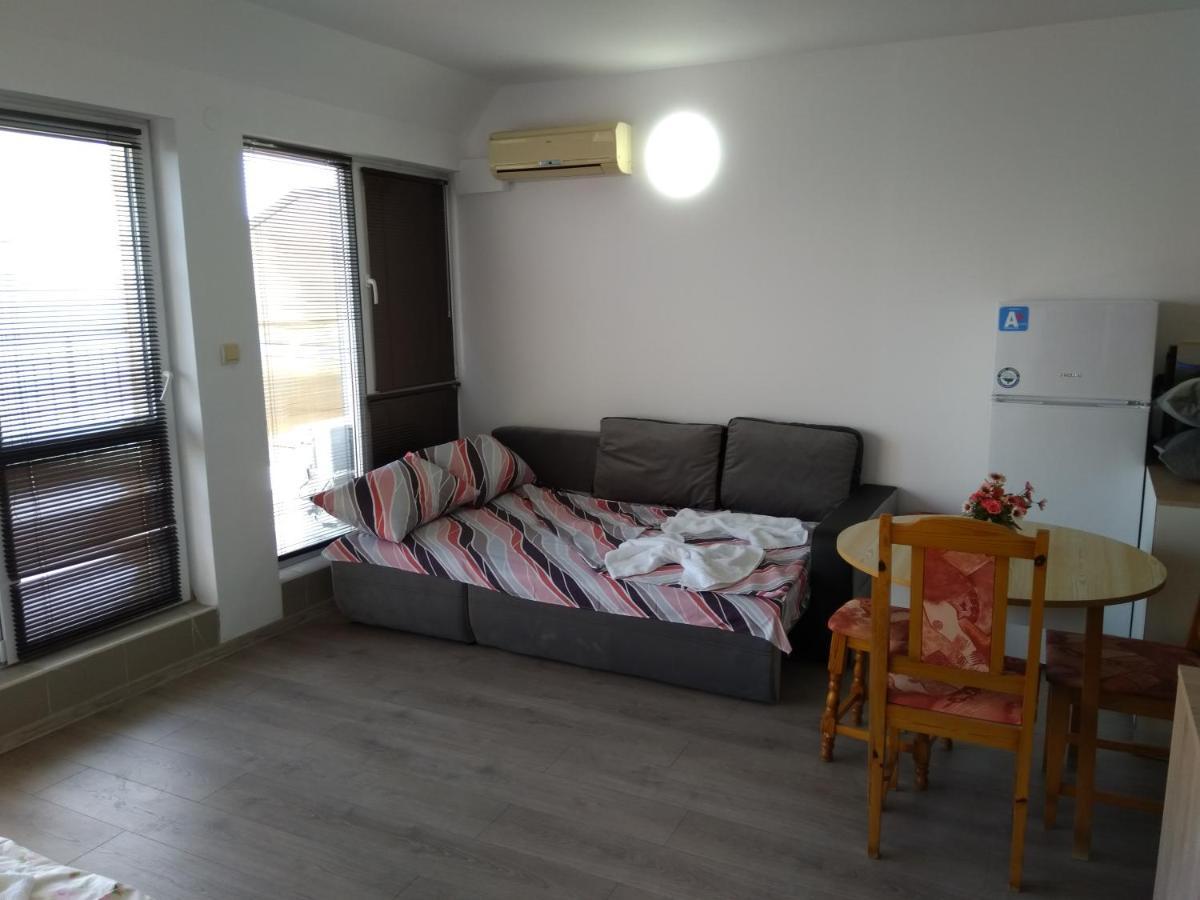 Sunny House Byala Apartment เบียลา ภายนอก รูปภาพ