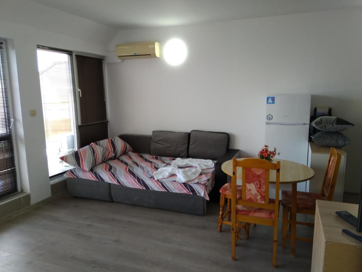 Sunny House Byala Apartment เบียลา ภายนอก รูปภาพ