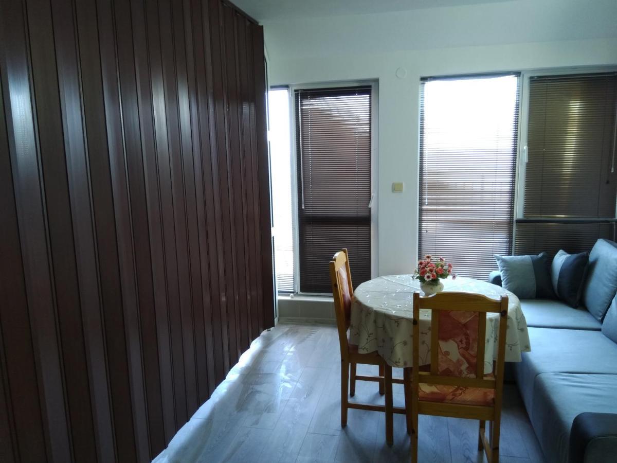 Sunny House Byala Apartment เบียลา ภายนอก รูปภาพ