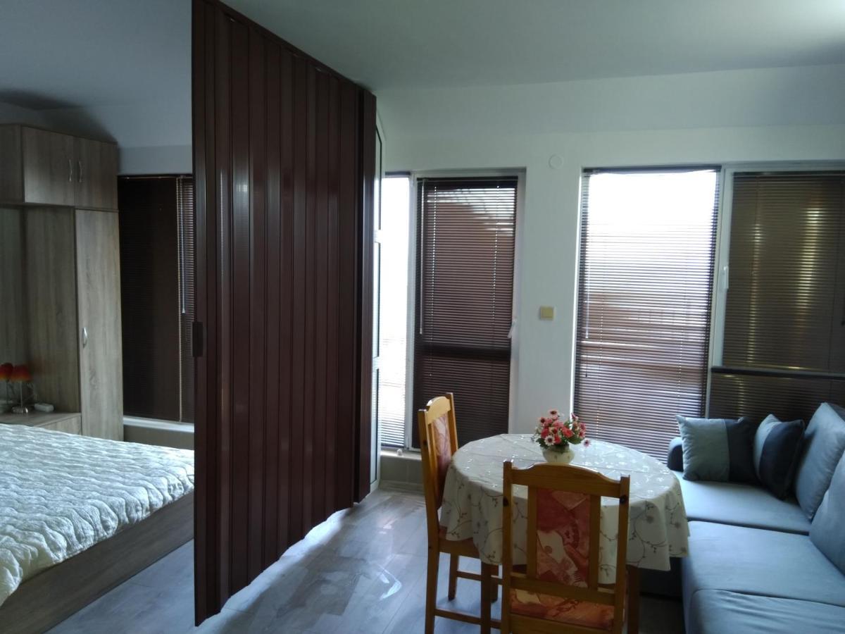 Sunny House Byala Apartment เบียลา ภายนอก รูปภาพ