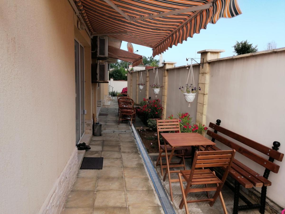 Sunny House Byala Apartment เบียลา ภายนอก รูปภาพ