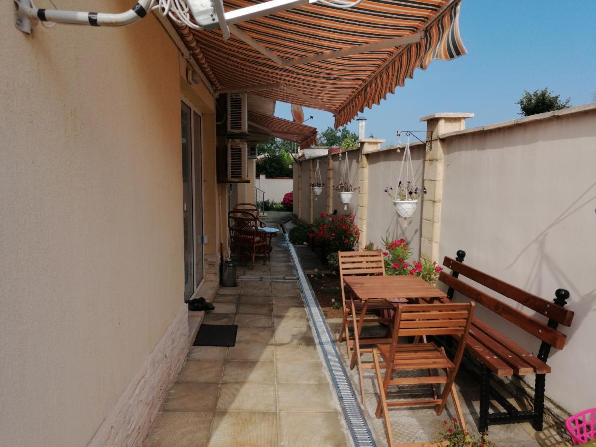 Sunny House Byala Apartment เบียลา ภายนอก รูปภาพ