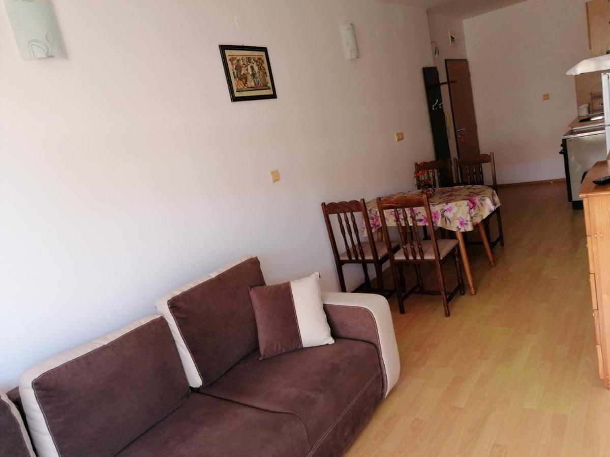 Sunny House Byala Apartment เบียลา ภายนอก รูปภาพ