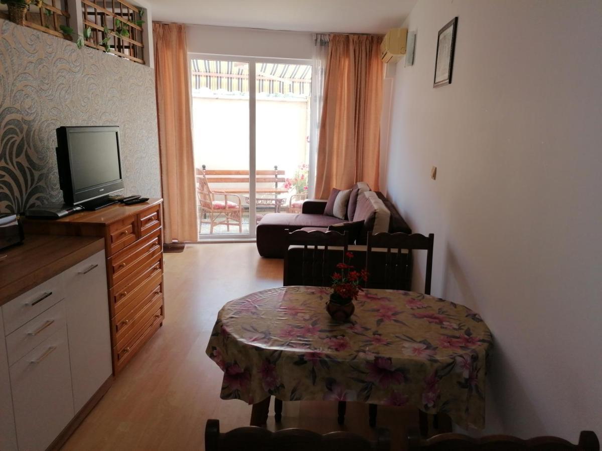 Sunny House Byala Apartment เบียลา ภายนอก รูปภาพ