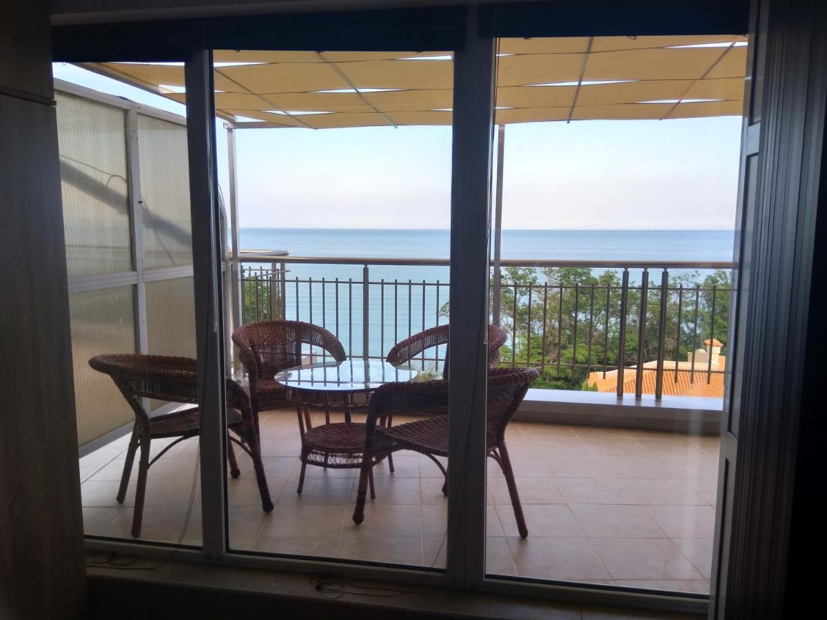 Sunny House Byala Apartment เบียลา ภายนอก รูปภาพ
