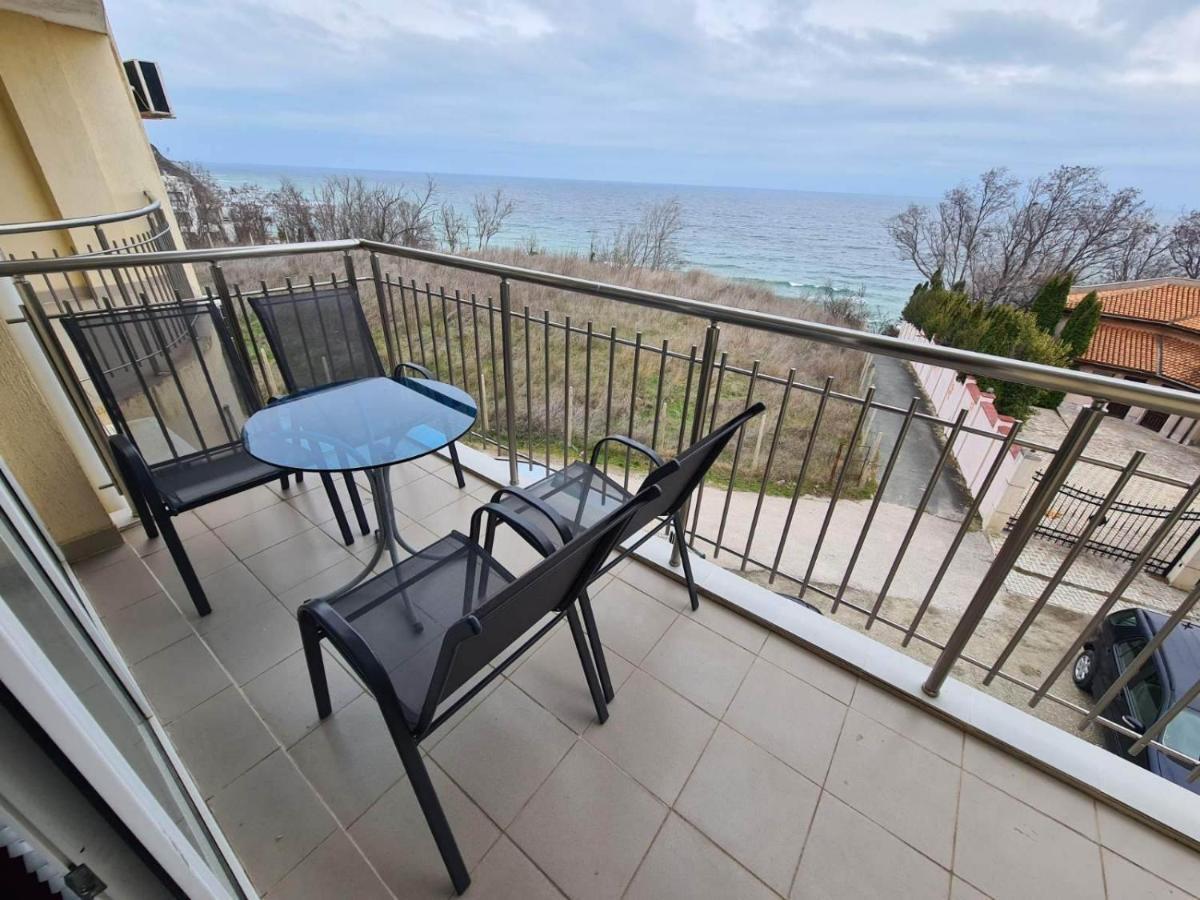 Sunny House Byala Apartment เบียลา ภายนอก รูปภาพ