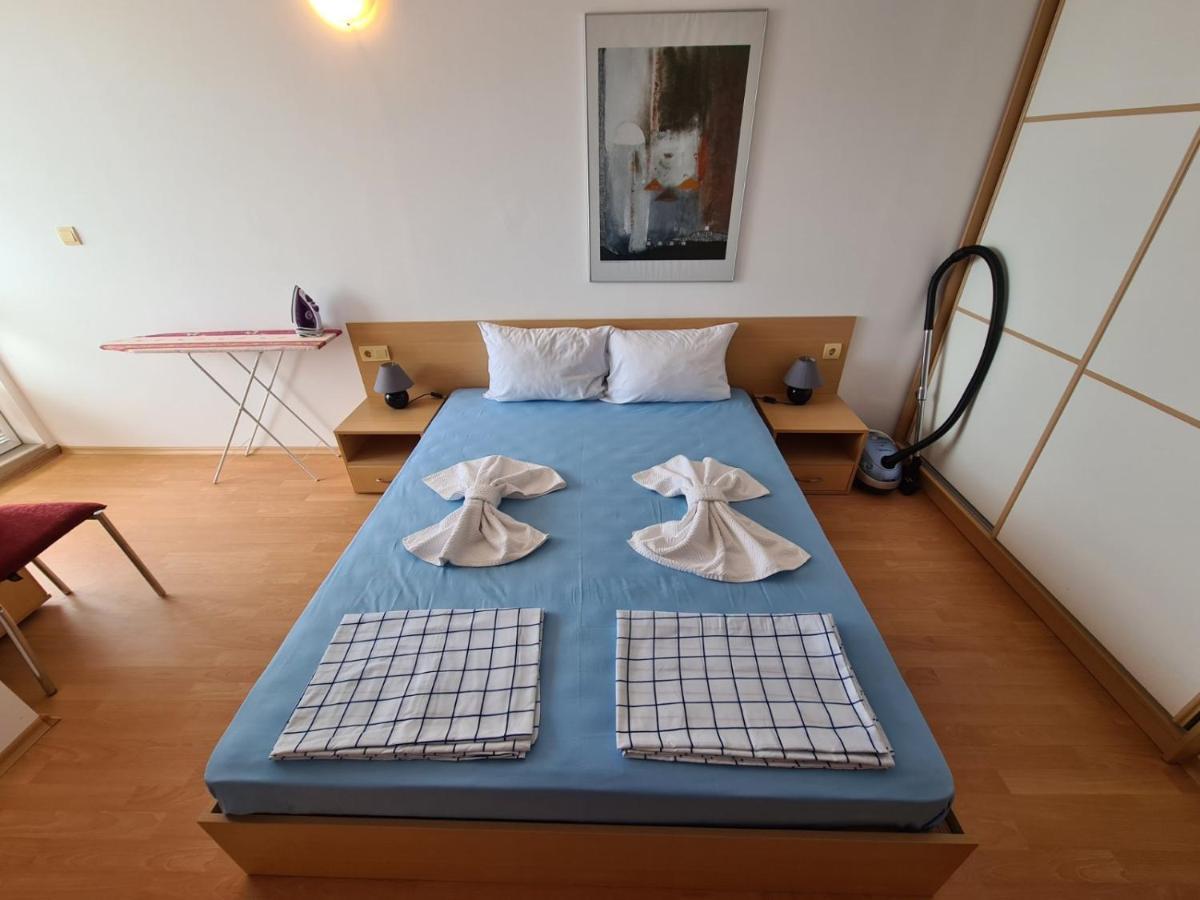 Sunny House Byala Apartment เบียลา ภายนอก รูปภาพ